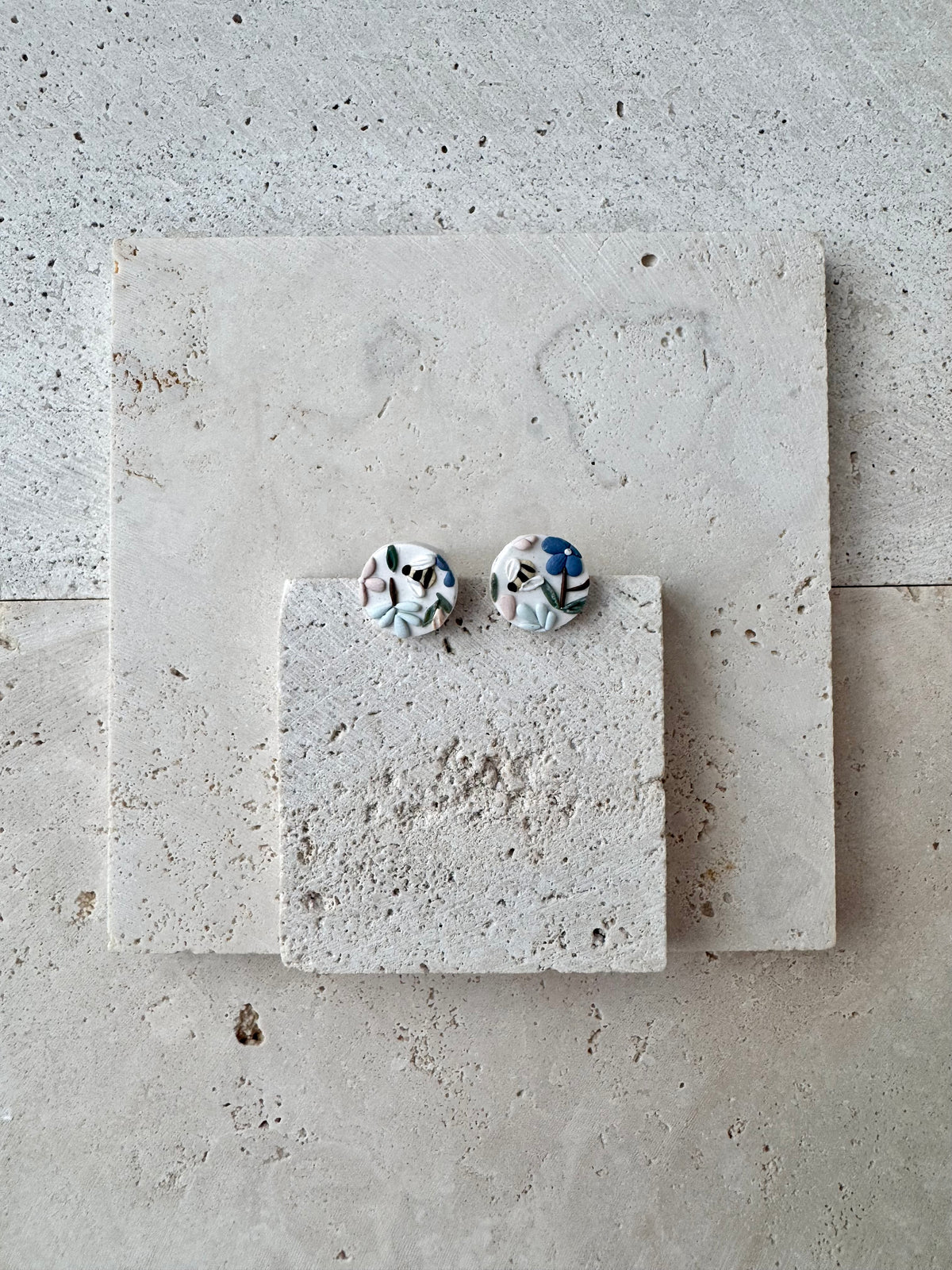 Bee Garden Studs