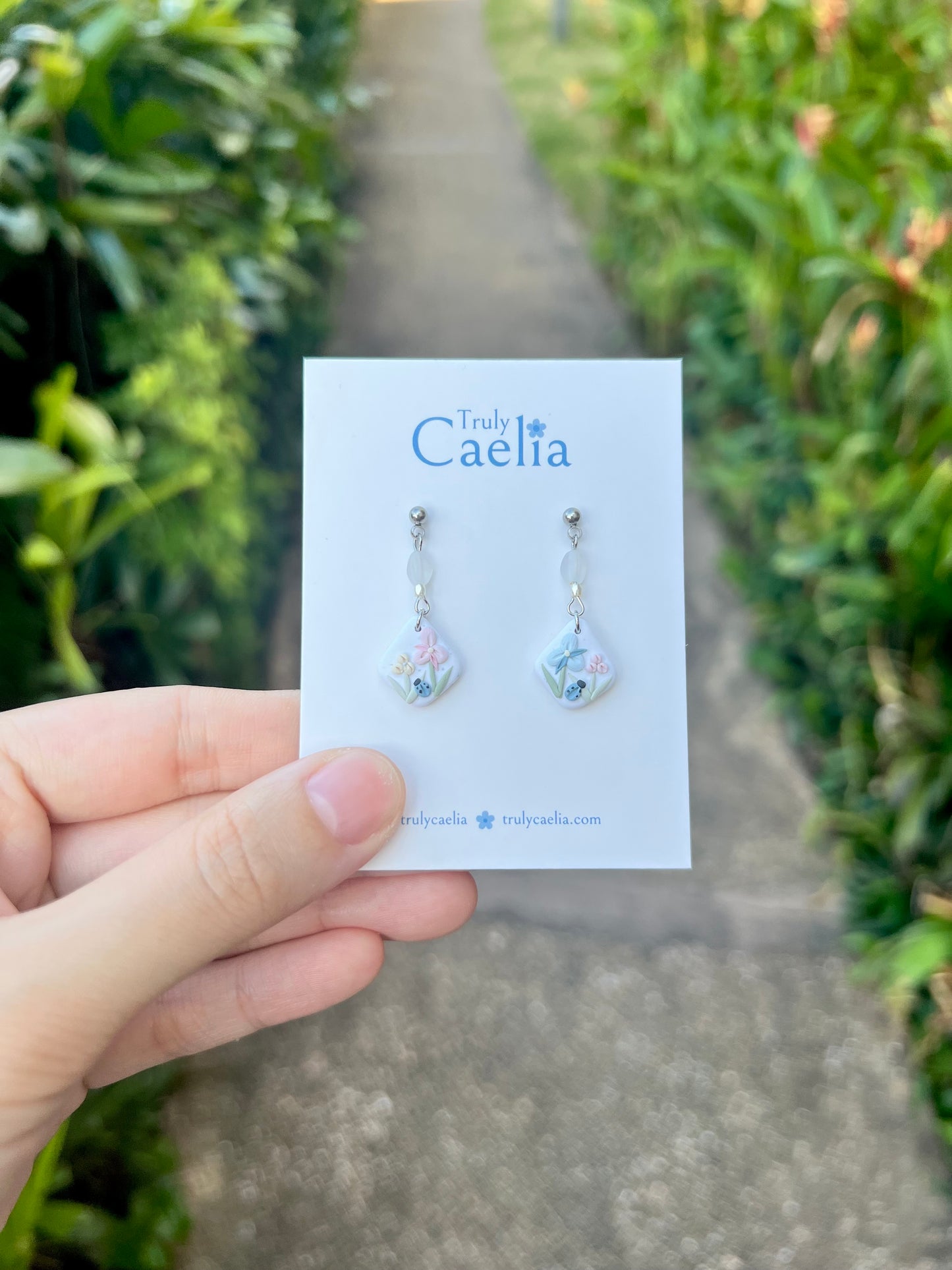 Botanica Dangles