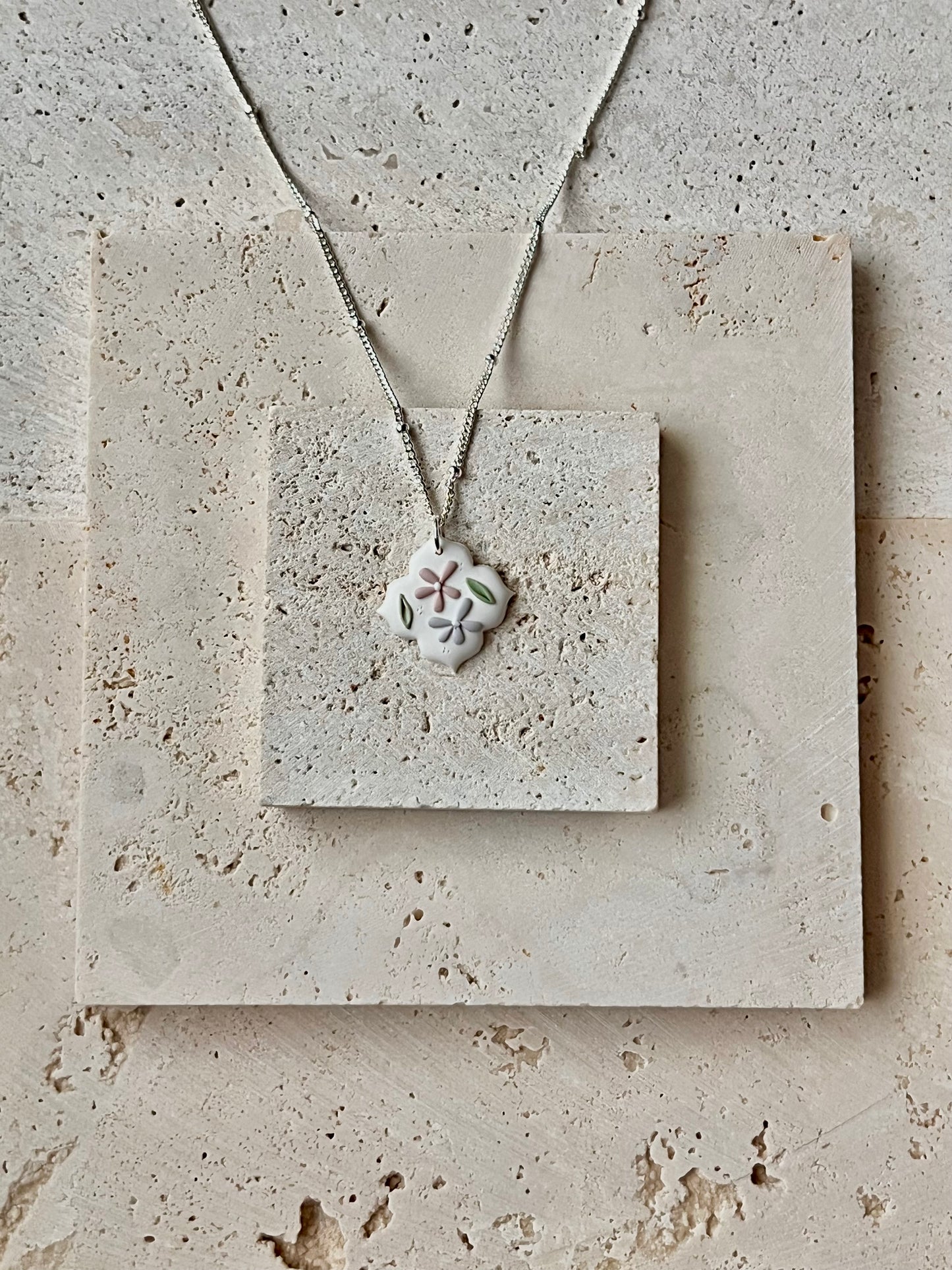 5 Petals Necklace