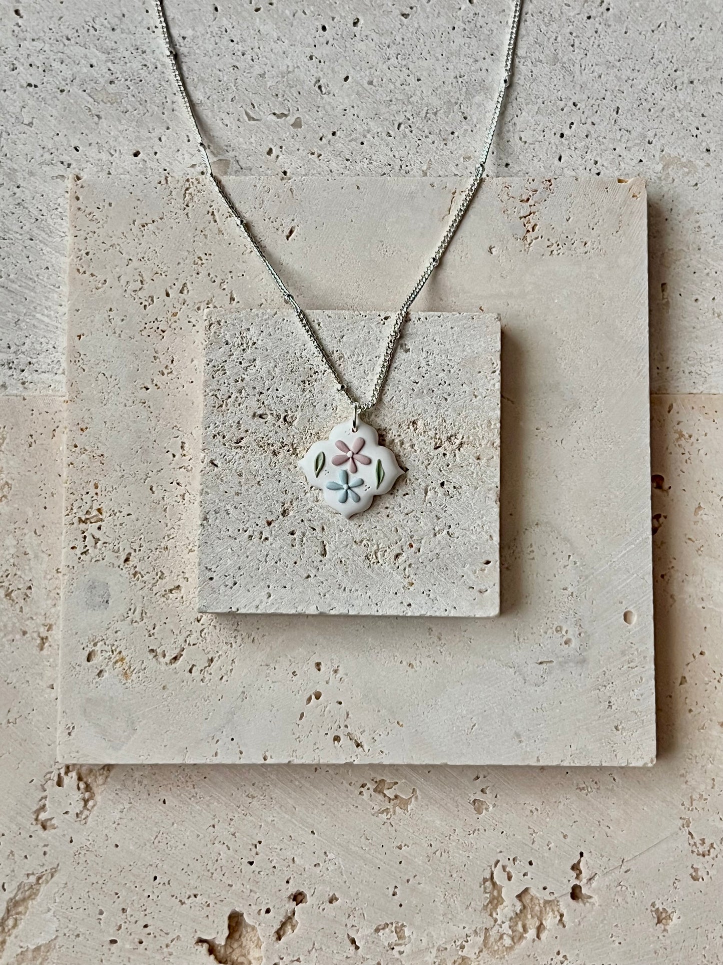 5 Petals Necklace