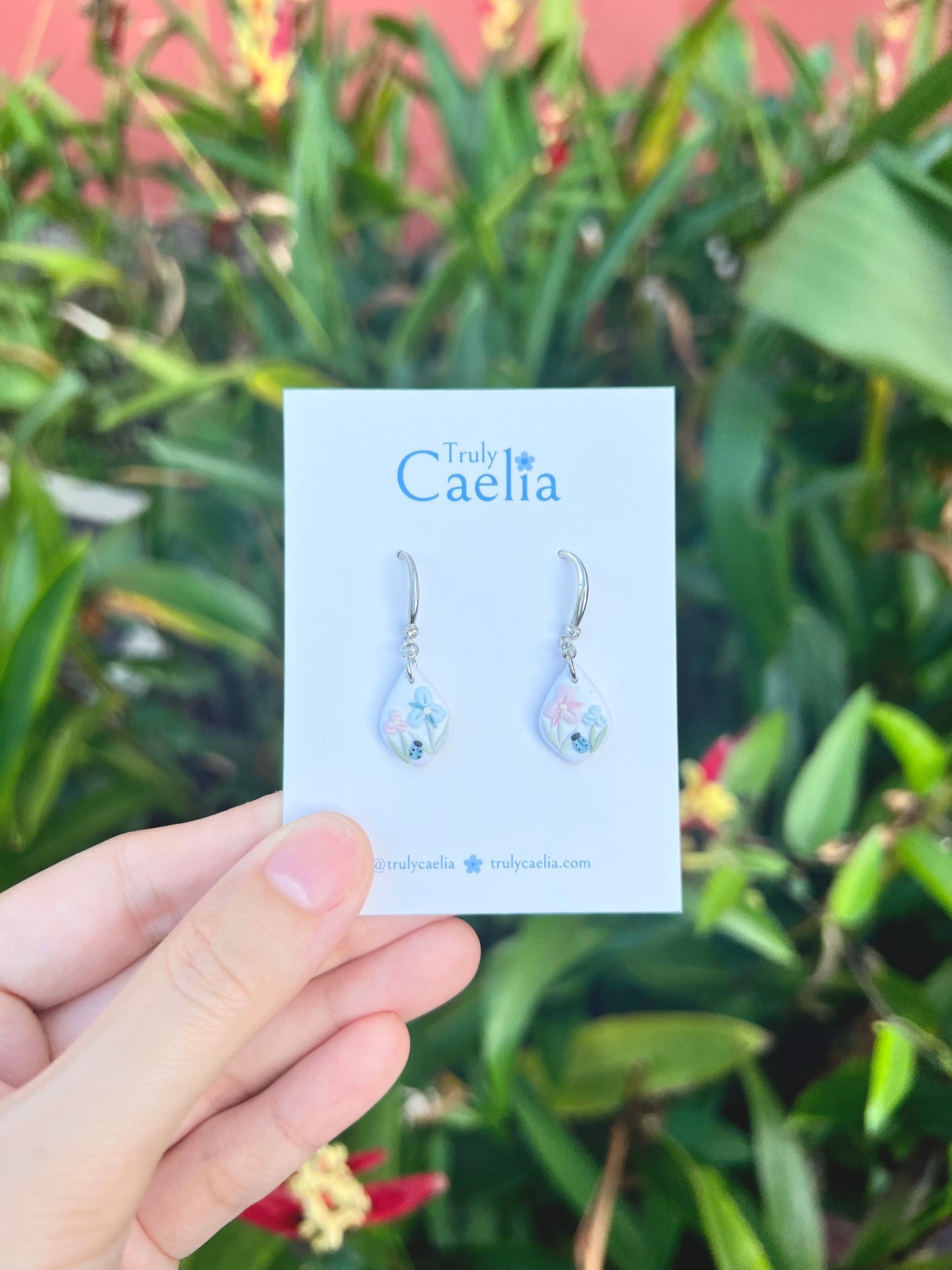 Botanica Dangles