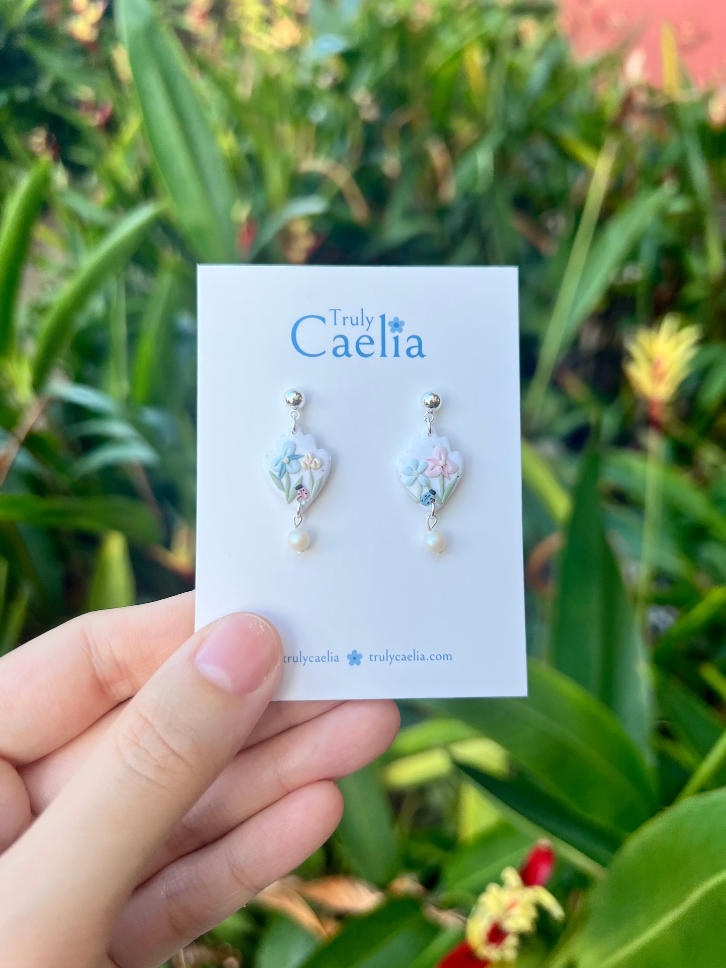 Botanica Dangles