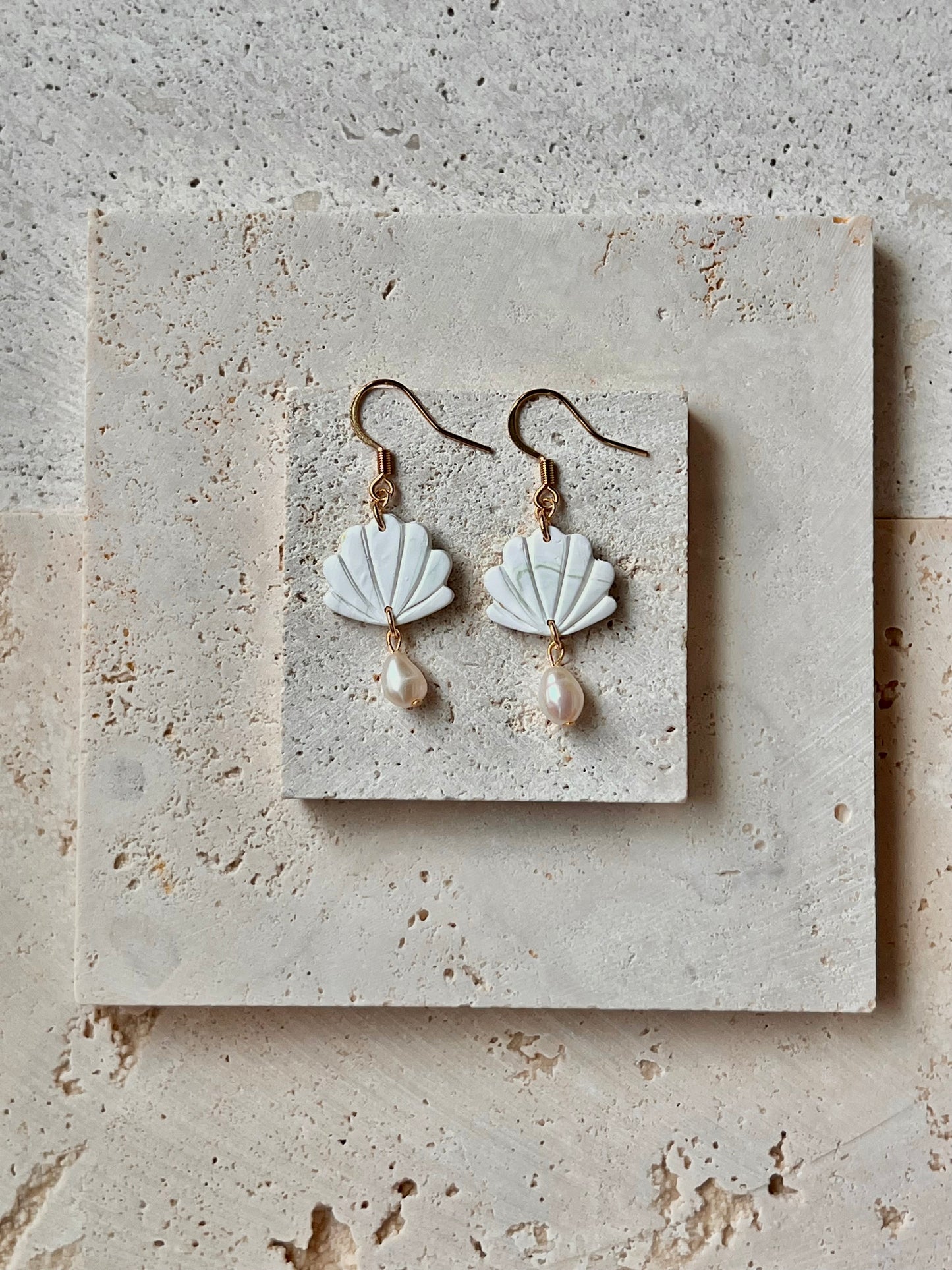 Simply Shells Dangle
