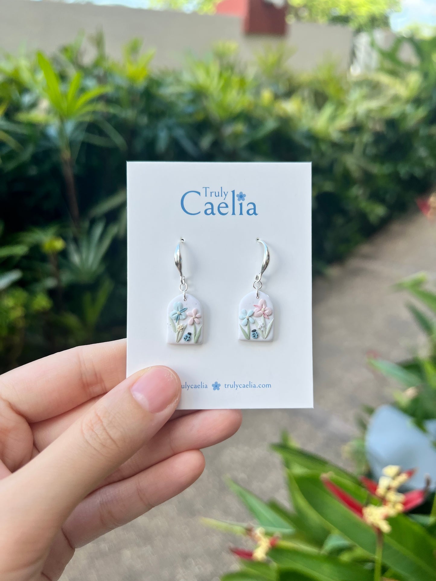 Botanica Dangles