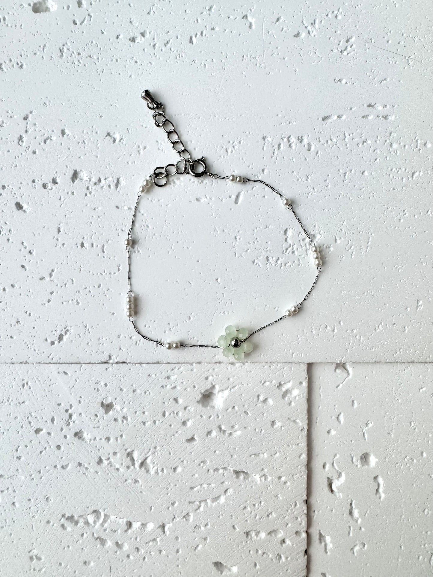 Single Flower Beaded Bracelet