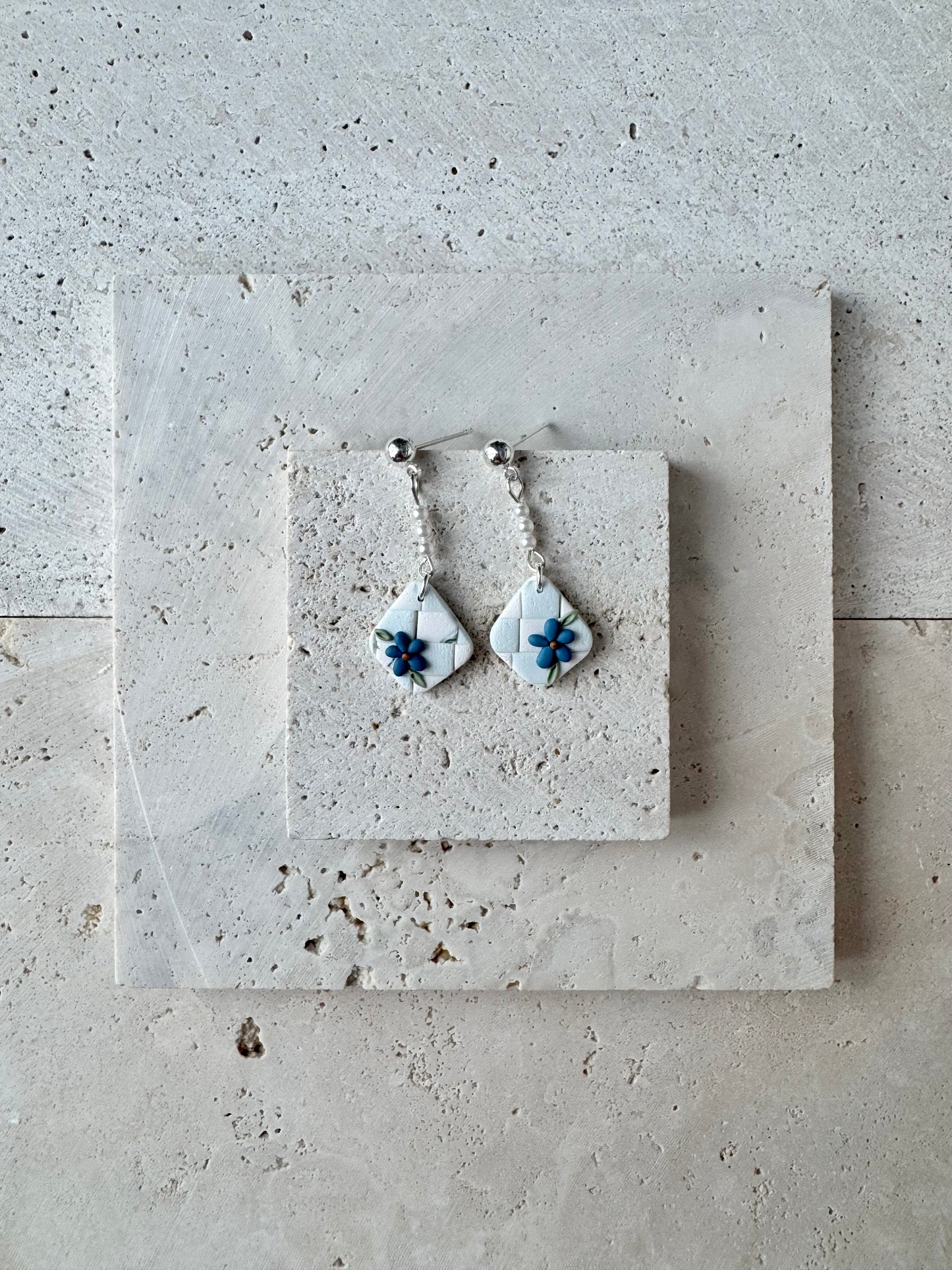Checkered Dangles
