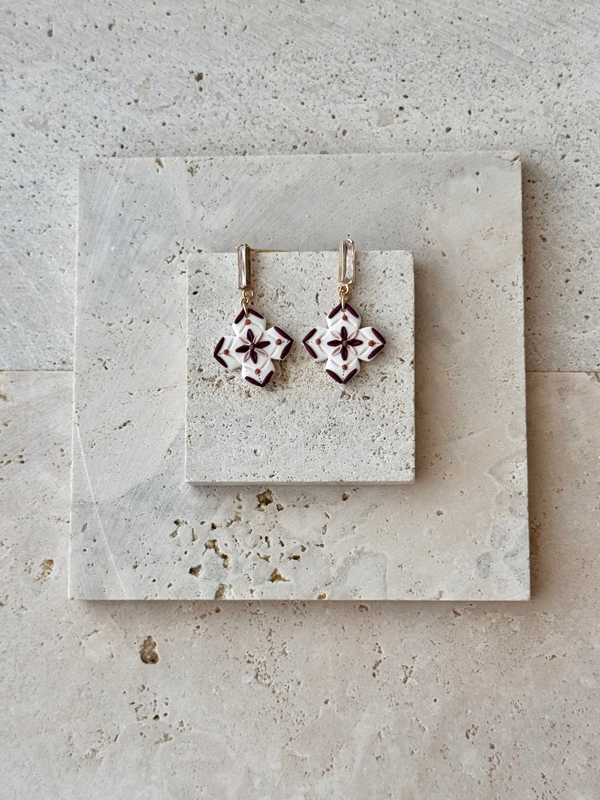 Tiles 2.0 dangle