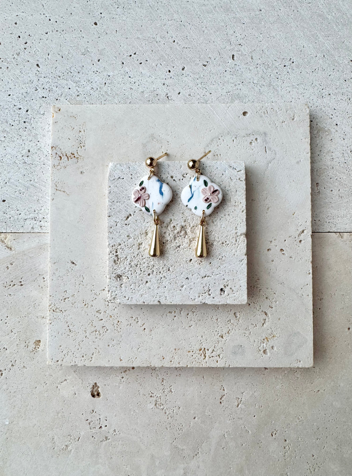 Confetti Fleur Dangle