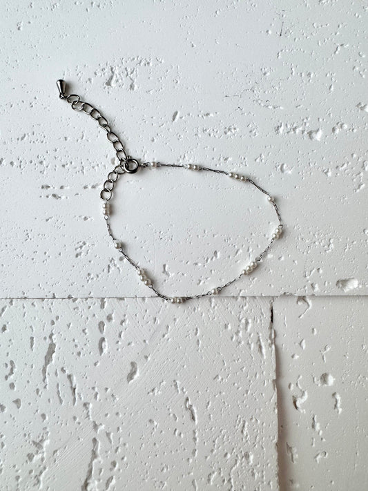 Essentials showerproof bracelet stainless steel
